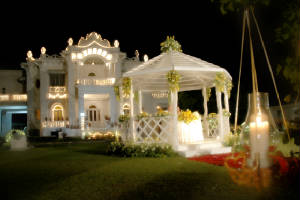 gazebo2.jpg